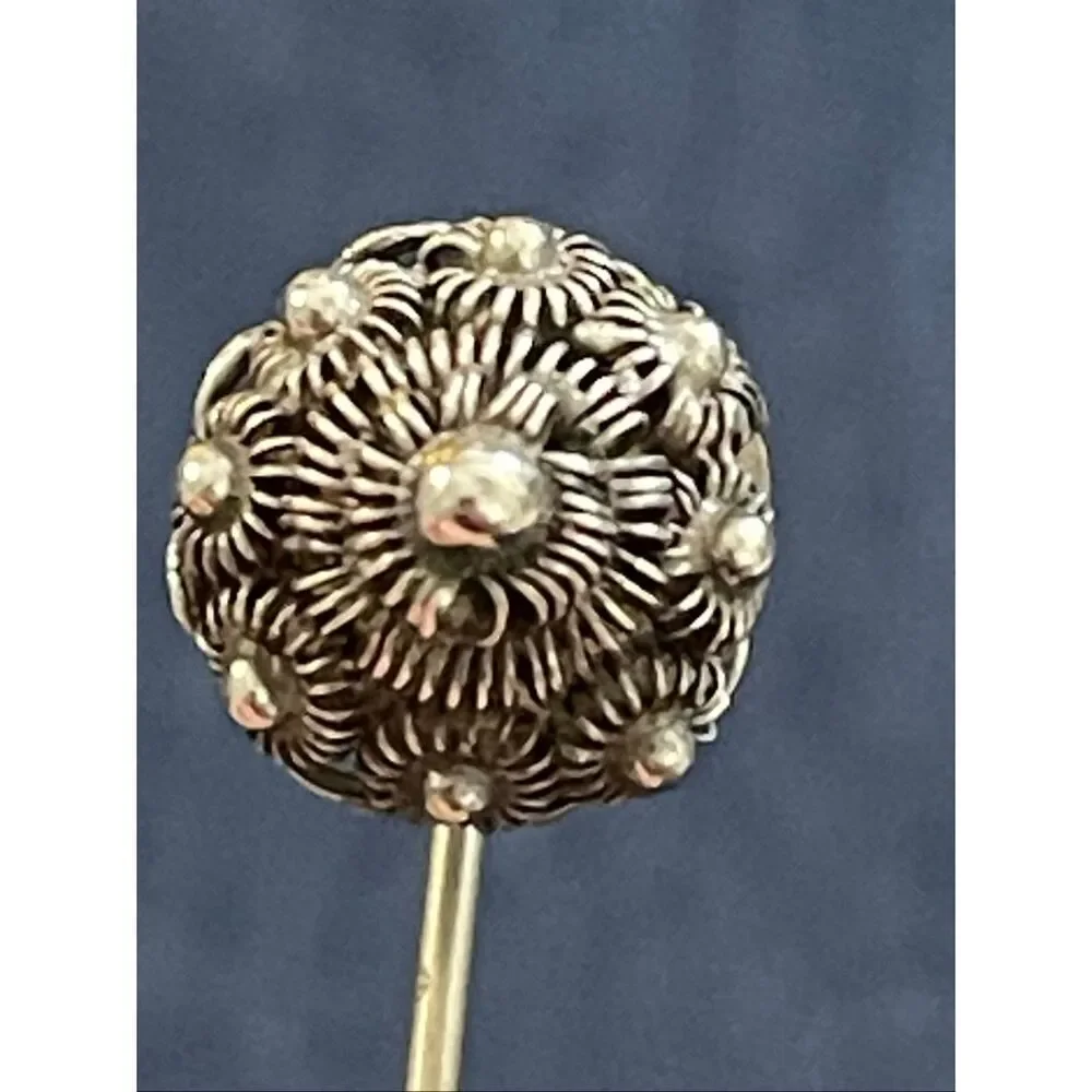 Vintage Dutch Zeeuwse Silver Wirework & Filigree Dome Hat Pin